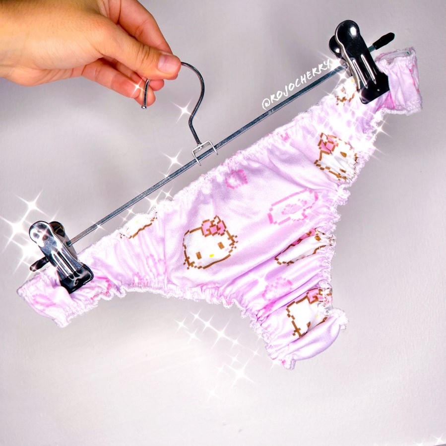 Tanga Hello Kitty Pixel